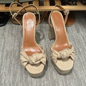 Tan linen Platform Heel